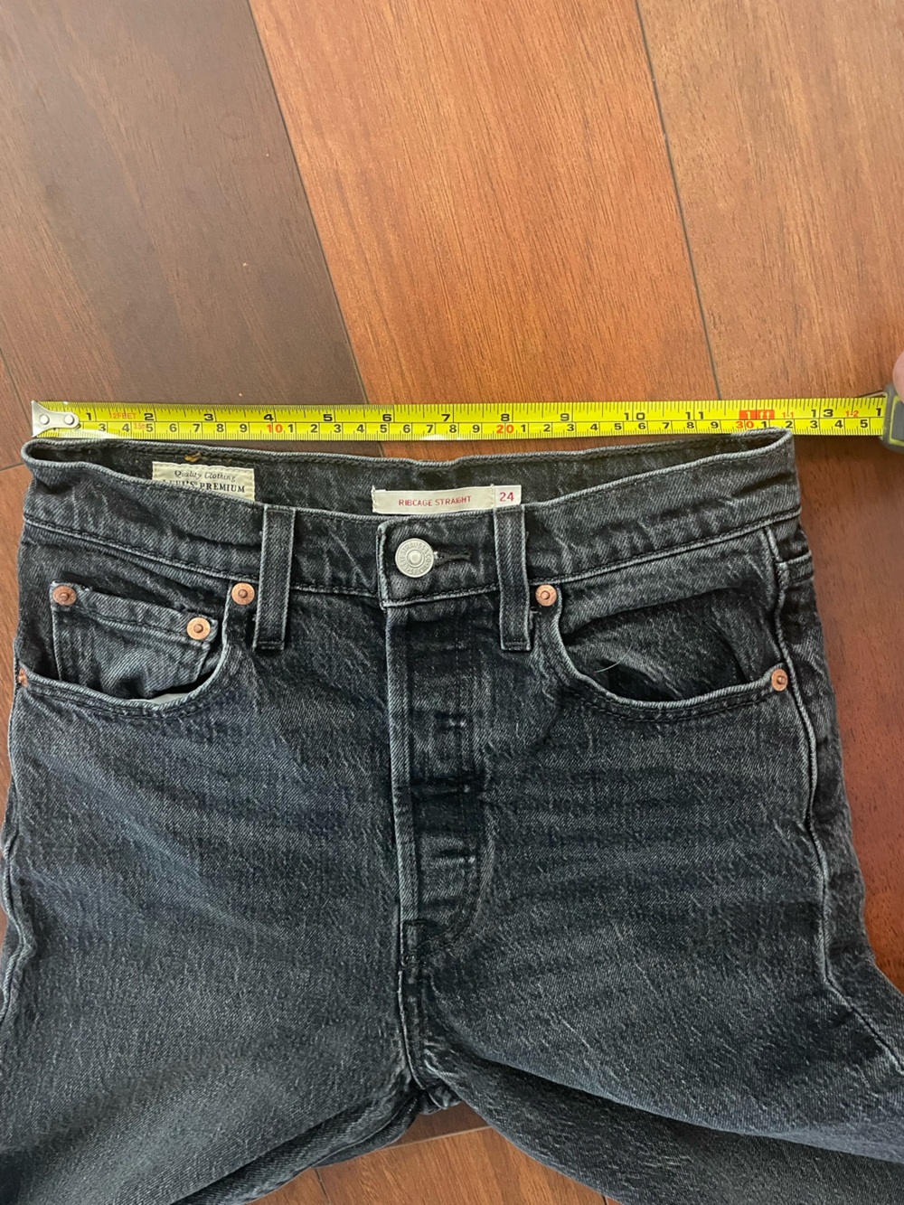 Levi's Premium Ribcage High-rise Straight Leg Black women’s jeans size 24 - Picture 4 of 11